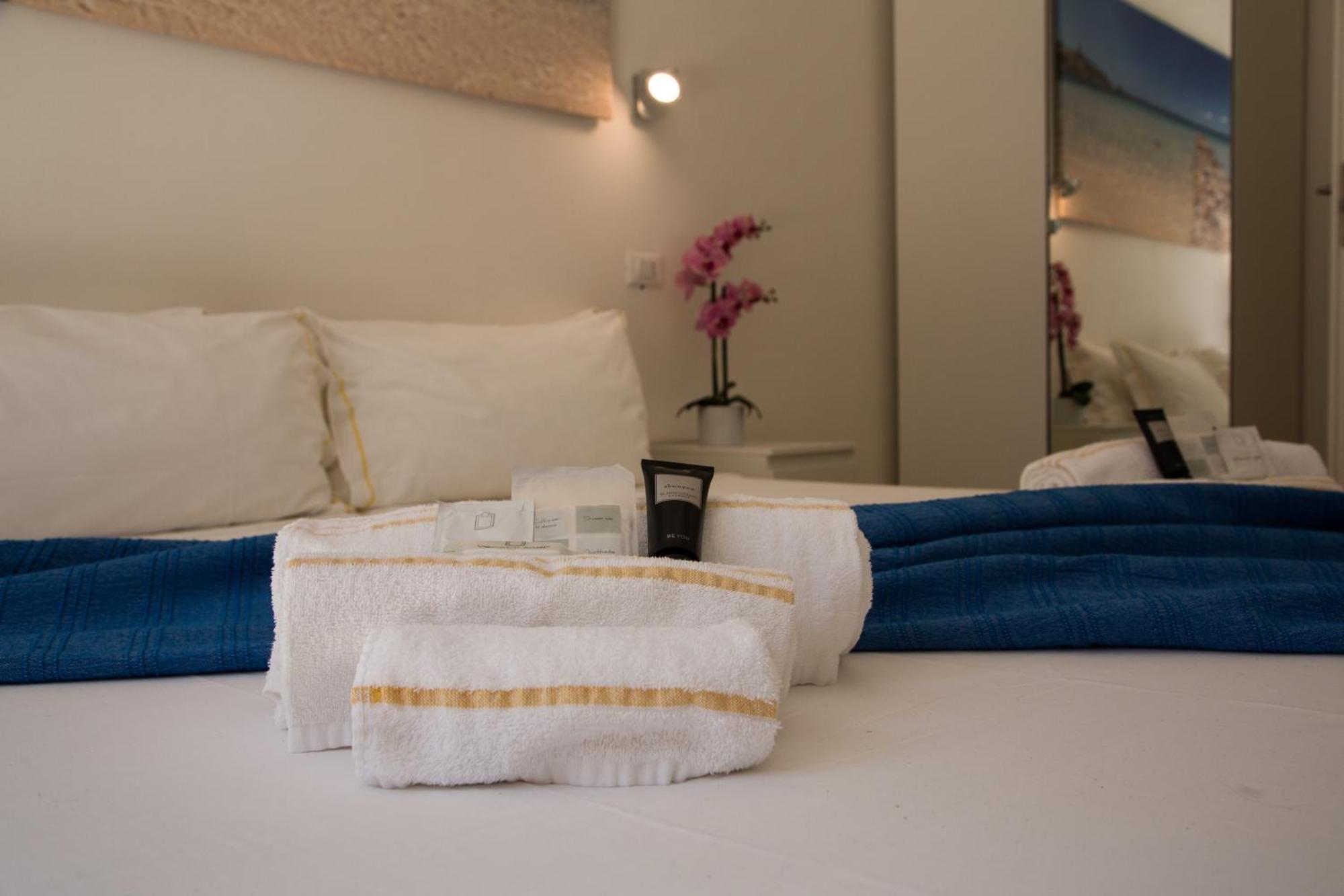 Coru E Mari Hotel พูลา ภายนอก รูปภาพ